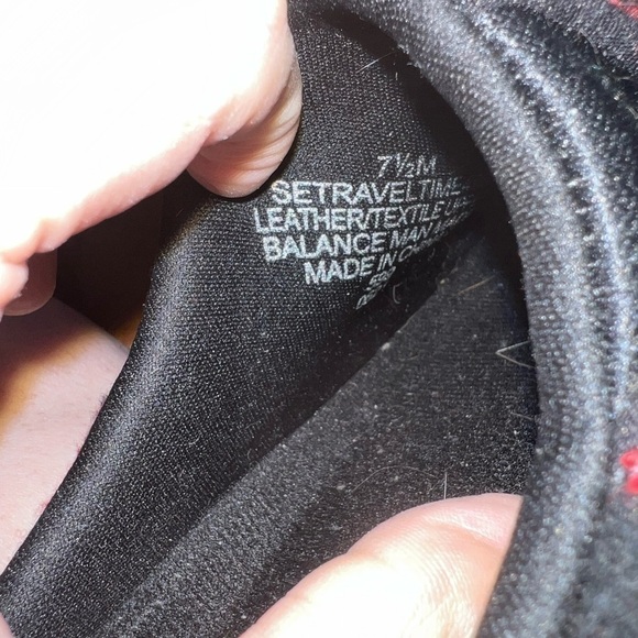 EASY Spirit Traveltime Buffalo check clogs, so sweet! Only worn twice. - Picture 3 of 7